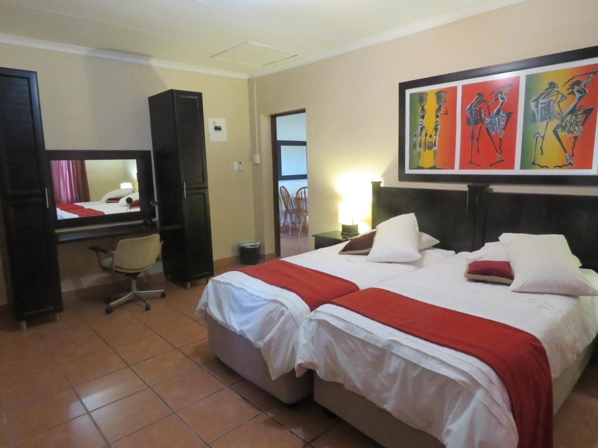 Villa Dumehlezi Self Catering Sodwana Bay Esterno foto